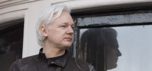 Jullian Assange 023