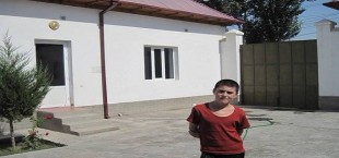 12-летний Манучехр рассказал о жизни после задержания в Узбекистане 